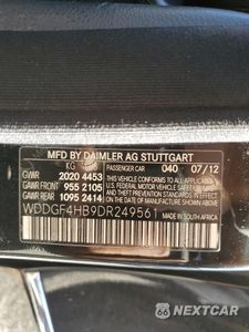 Zdjęcie 12 z 14 samochodu: 2013 MERCEDES-BENZ C 250 VIN:WDDGF4HB9DR249561 - miniatura