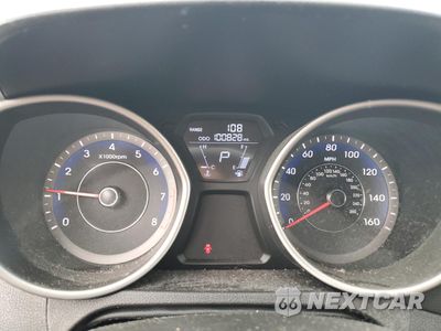 Zdjęcie 9 z 13 samochodu: 2013 HYUNDAI ELANTRA GLS VIN:KMHDH4AE7DU796106 - miniatura