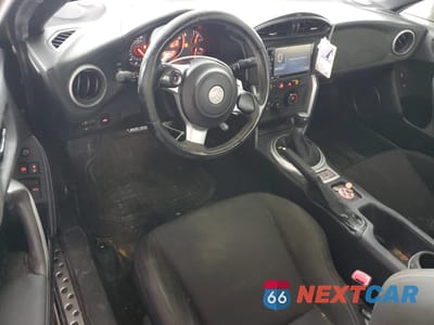 Zdjęcie 8 z 13 samochodu: 2017 TOYOTA 86 BASE VIN:JF1ZNAA11H8704586 - miniatura