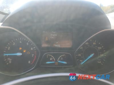 Zdjęcie 9 z 12 samochodu: 2017 FORD ESCAPE SE VIN:1FMCU9GD2HUD50101 - miniatura