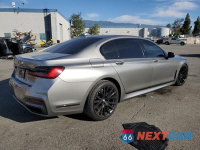 Trzecie zdjęcie samochodu z tyłu: 2020 BMW 750 XI VIN:WBA7U2C04LGM27863 - miniatura