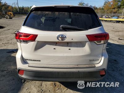 Zdjęcie 6 z 15 samochodu: 2017 TOYOTA HIGHLANDER SE VIN:5TDJZRFH0HS389419 - miniatura
