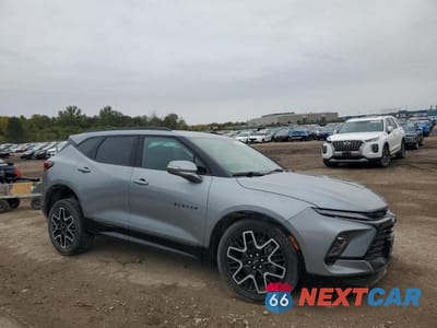 Czwarte zdjęcie samochodu z boku: 2024 CHEV BLAZER RS VIN:3GNKBKRS5RS138911 - miniatura