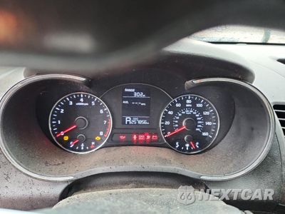 Zdjęcie 9 z 15 samochodu: 2016 KIA FORTE LX VIN:KNAFK4A60G5532633 - miniatura