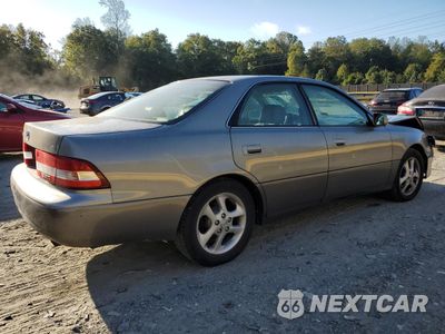 Trzecie zdjęcie samochodu z tyłu: 2000 LEXUS ES 300 VIN:JT8BF28G2Y0242903 - miniatura