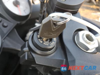Zdjęcie 8 z 9 samochodu: 2008 KAWASAKI ZX1400 C VIN:JKBZXNC118A000489 - miniatura