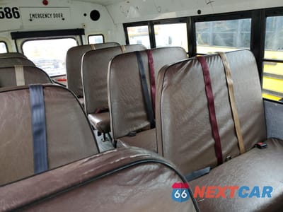 Zdjęcie 11 z 13 samochodu: 2008 CHEVROLET MICRO BIRD G3500 - SCHOOL BUS VIN:1GBHG31C981224399 - miniatura