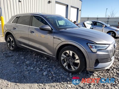 Czwarte zdjęcie samochodu z boku: 2021 AUDI E-TRON PRESTIGE VIN:WA1VAAGE6MB018114 - miniatura