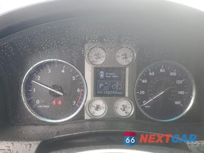 Zdjęcie 9 z 13 samochodu: 2011 LEXUS LX 570 VIN:JTJHY7AX6B4080588 - miniatura