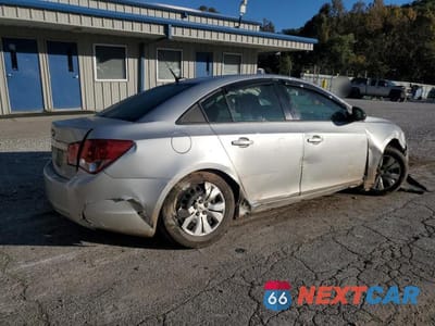 Trzecie zdjęcie samochodu z tyłu: 2014 CHEVROLET CRUZE LS VIN:1G1PA5SH8E7372611 - miniatura
