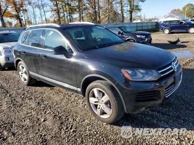 Czwarte zdjęcie samochodu z boku: 2013 VOLKSWAGEN TOUAREG V6 TDI VIN:WVGEP9BP8DD004176 - miniatura