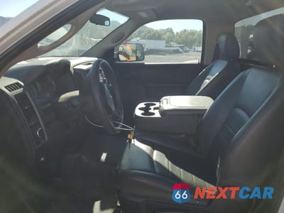 Zdjęcie 7 z 13 samochodu: 2018 RAM 5500 VIN:3C7WRMDJ7JG244030 - miniatura