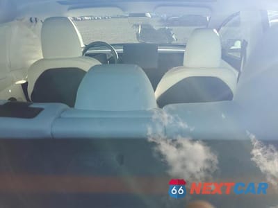 Zdjęcie 8 z 12 samochodu: 2025 TESLA MODEL 3 VIN:5YJ3E1EB7SF078939 - miniatura