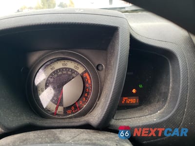 Zdjęcie 9 z 12 samochodu: 2014 TOYOTA SCION XD VIN:JTKKUPB40E1044421 - miniatura