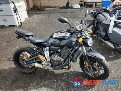 2016 YAMAHA FZ07 JYARM06E2GA007367 - główne zdjęcie licytacji z USA - miniatura
