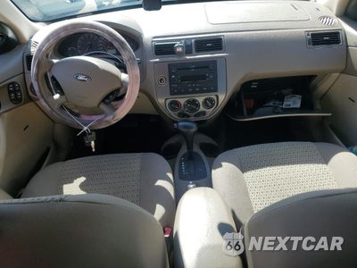 Zdjęcie 8 z 12 samochodu: 2005 FORD FOCUS ZX4 VIN:1FAFP34N05W187201 - miniatura