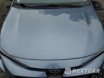 Zdjęcie 11 z 14 samochodu: 2021 TOYOTA COROLLA LE VIN:JTDEPMAE2MJ128923 - miniatura