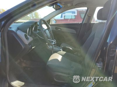 Zdjęcie 7 z 14 samochodu: 2012 CHEVROLET CRUZE LS VIN:1G1PC5SH8C7200232 - miniatura