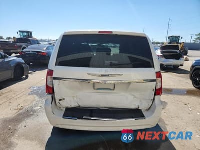 Zdjęcie 6 z 13 samochodu: 2014 CHRYSLER TOWN & COUNTRY TOURING VIN:2C4RC1BG2ER255924 - miniatura
