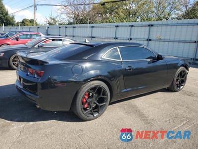 Trzecie zdjęcie samochodu z tyłu: 2011 CHEVROLET CAMARO LT VIN:2G1FC1ED9B9163928 - miniatura