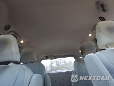 Zdjęcie 10 z 13 samochodu: 2012 TOYOTA SIENNA VIN:5TDZK3DC3CS210035 - miniatura