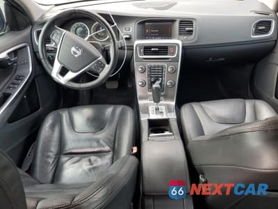 Zdjęcie 8 z 14 samochodu: 2011 VOLVO S60 T6 VIN:YV1902FH7B2014740 - miniatura