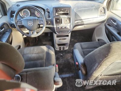 Zdjęcie 8 z 14 samochodu: 2015 DODGE GRAND CARAVAN SE VIN:2C4RDGBG0FR643591 - miniatura