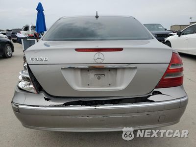Zdjęcie 6 z 12 samochodu: 2003 MERCEDES-BENZ E 320 VIN:WDBUF65J23A310409 - miniatura