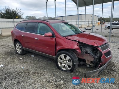 Czwarte zdjęcie samochodu z boku: 2010 CHEVROLET TRAVERSE LT VIN:1GNLRFED0AJ218184 - miniatura