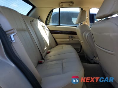 Zdjęcie 10 z 12 samochodu: 2008 MERCURY GRAND MARQUIS LS VIN:2MEFM75V68X620553 - miniatura
