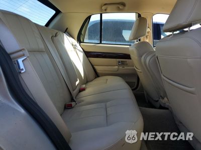 Zdjęcie 10 z 12 samochodu: 2008 MERCURY GRAND MARQUIS LS VIN:2MEFM75V68X620553 - miniatura