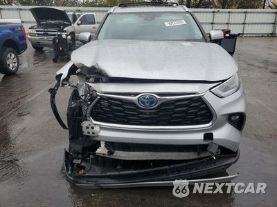 Piąte zdjęcie samochodu w środku: 2021 TOYOTA HIGHLANDER HYBRID PLATINUM VIN:5TDEBRCH8MS028654 - miniatura