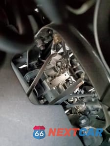 Zdjęcie 9 z 9 samochodu: 2018 CAN-AM SPYDER ROADSTER RT VIN:2BXNBDD26JV000604 - miniatura