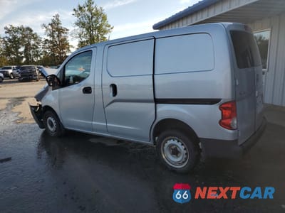 Drugie zdjęcie samochodu z przodu: 2015 NISSAN NV200 2.5S VIN:3N6CM0KN9FK735326 - miniatura