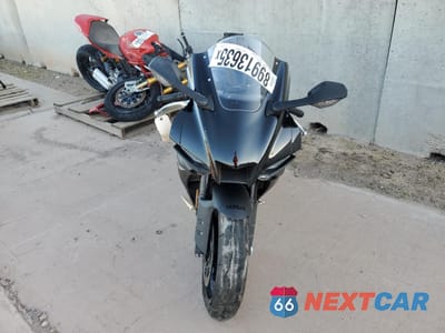Drugie zdjęcie samochodu z przodu: 2024 YAMAHA YZFR1 VIN:JYARN66E5RA004093 - miniatura