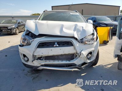Piąte zdjęcie samochodu w środku: 2013 MITSUBISHI OUTLANDER SPORT SE VIN:4A4AR4AU4DE016321 - miniatura
