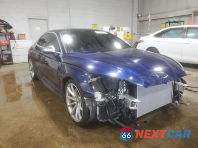 Czwarte zdjęcie samochodu z boku: 2018 AUDI RS5 VIN:WUAPWAF55JA903765 - miniatura