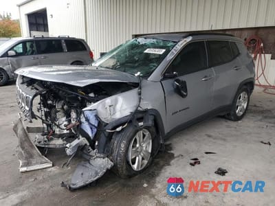 2022 JEEP COMPASS LATITUDE 3C4NJCBB8NT182513 - główne zdjęcie licytacji z USA - miniatura