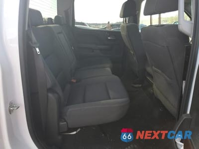 Zdjęcie 10 z 12 samochodu: 2018 GMC SIERRA C1500 SLE VIN:3GTP1MEC9JG195373 - miniatura