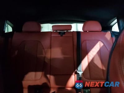 Zdjęcie 10 z 13 samochodu: 2023 BMW X4 M VIN:5YM23EC00P9R49439 - miniatura