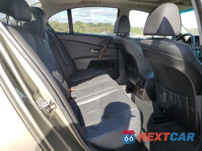 Zdjęcie 10 z 14 samochodu: 2007 BMW 530 XI VIN:WBANF73517CU22272 - miniatura