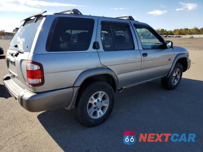 Trzecie zdjęcie samochodu z tyłu: 1999 NISSAN PATHFINDER LE VIN:JN8AR07Y7XW385686 - miniatura