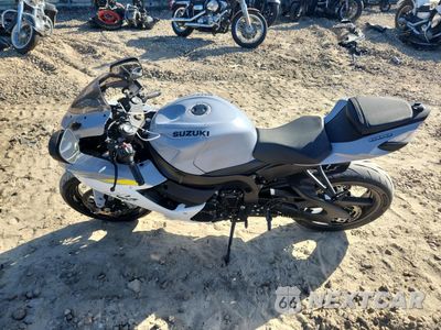Trzecie zdjęcie samochodu z tyłu: 2022 SUZUKI GSX-R600 VIN:JS1GN7FA6N7100721 - miniatura