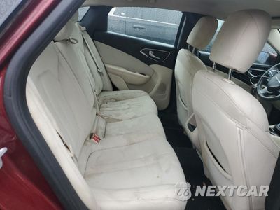 Zdjęcie 10 z 12 samochodu: 2016 CHRYSLER 200 LIMITED VIN:1C3CCCAB0GN129931 - miniatura