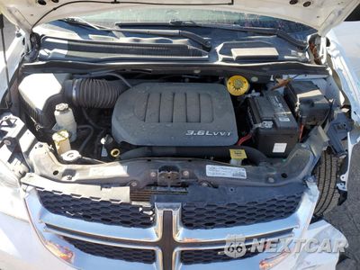 Zdjęcie 12 z 14 samochodu: 2017 DODGE GRAND CARAVAN SE VIN:2C4RDGBG1HR603619 - miniatura