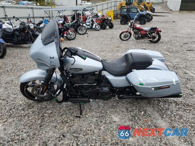 Trzecie zdjęcie samochodu z tyłu: 2024 HARLEY-DAVIDSON FLHX VIN:1HD1KB710RB636779 - miniatura