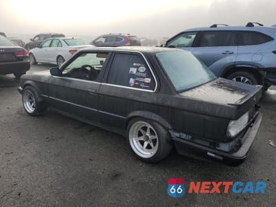 Drugie zdjęcie samochodu z przodu: 1989 BMW 325 I VIN:WBAAA1309K4206106 - miniatura