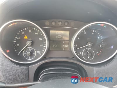 Zdjęcie 9 z 13 samochodu: 2008 MERCEDES-BENZ GL 550 4MATIC VIN:4JGBF86E48A314292 - miniatura