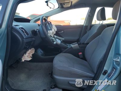Zdjęcie 7 z 12 samochodu: 2013 TOYOTA PRIUS VIN:JTDKN3DU1D5645550 - miniatura