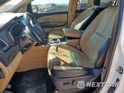 Zdjęcie 7 z 14 samochodu: 2019 KIA SEDONA LX VIN:KNDMB5C13K6553089 - miniatura